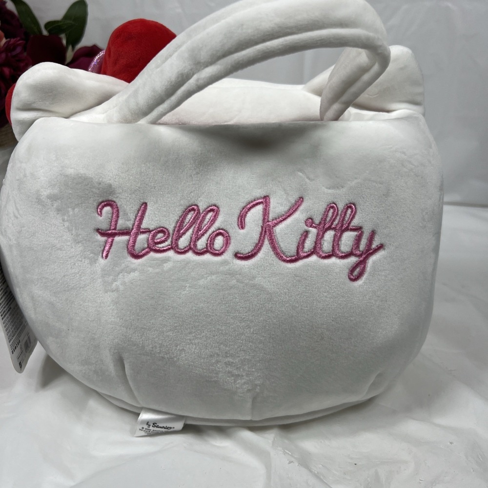 New Hello Kitty Holiday Treat‎ Pail / Easter basket/ Halloween - Picture 7 of 13
